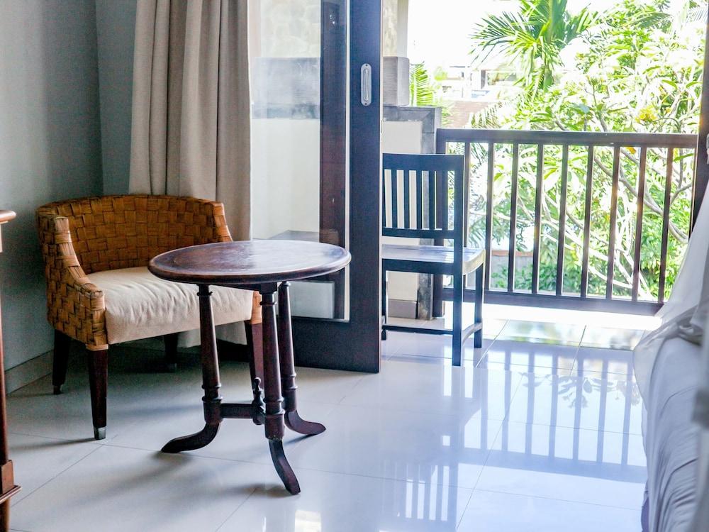 U Tube Hotel Uluwatu Esterno foto