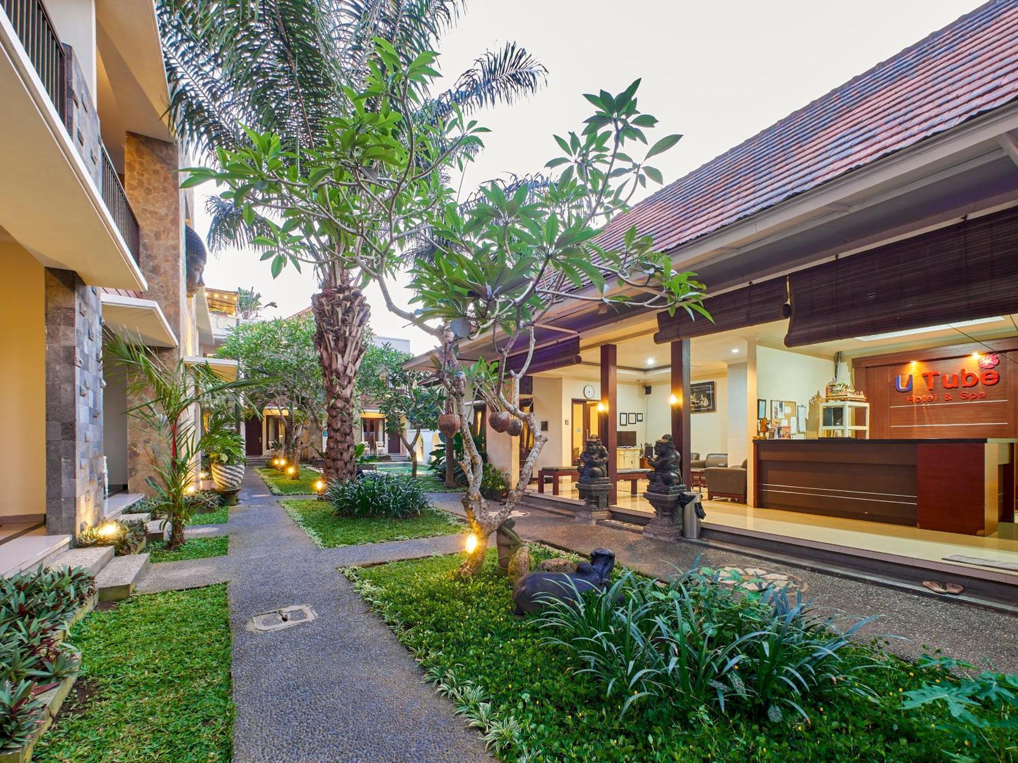 U Tube Hotel Uluwatu Esterno foto