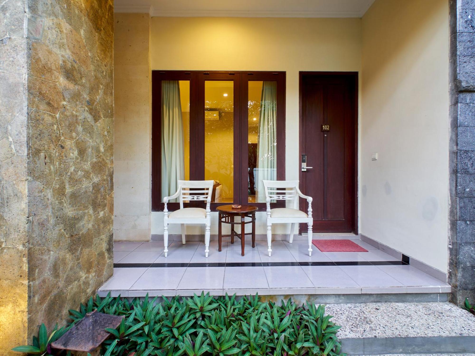 U Tube Hotel Uluwatu Esterno foto