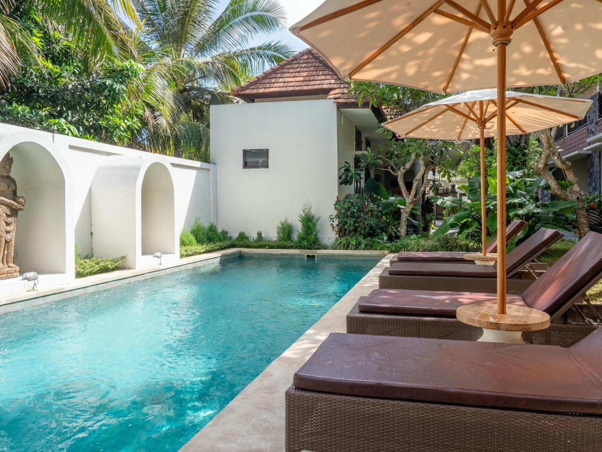 U Tube Hotel Uluwatu Esterno foto