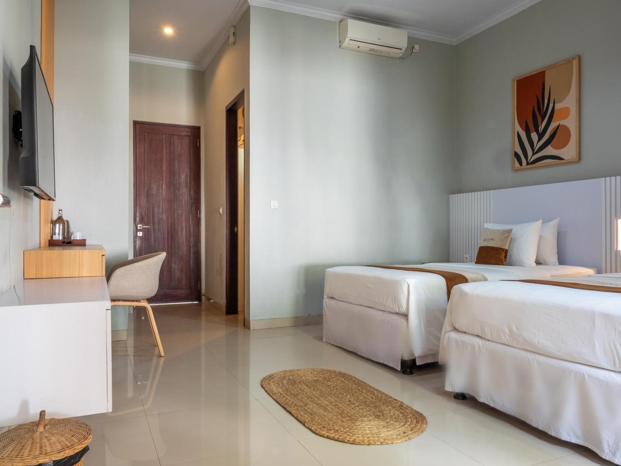U Tube Hotel Uluwatu Esterno foto